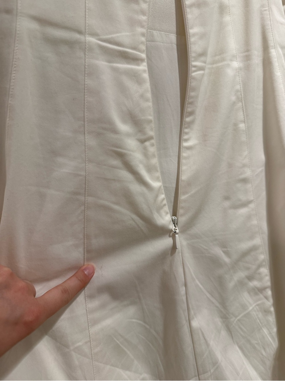 House of CB ‘Dolly’ White Stretch Cotton A-Line Midi Sundress - Picture 8 of 8